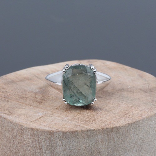 925 Silver Green Fluorite Solitaire Ring - Image 1