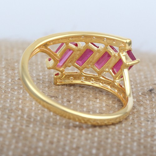 925 Silver Fancy Pink And White Zircon Ring With Yellow Gold Plating - Image 3