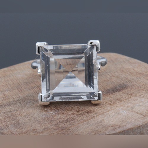 925 Silver White Topaz Cushion Ring - Image 1
