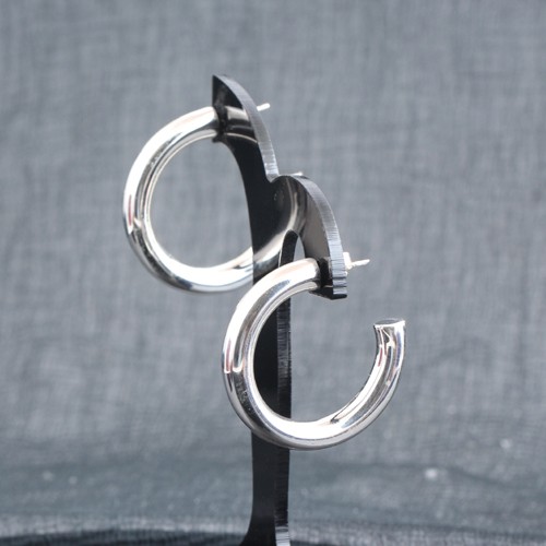 925 Silver Plain Hoop Earring - Image 2