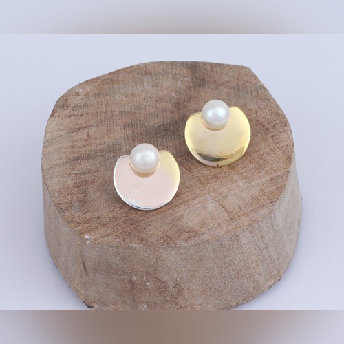 925 Silver Pearl Two type Wear Earring With Yellow Gold Plating - Image 1