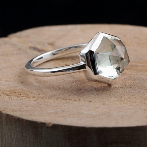 925 Silver Green Amethyst Fancy Stone Ring - Image 2