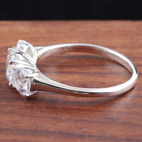925 Silver White Zircon Three Stone Ring - Image 3