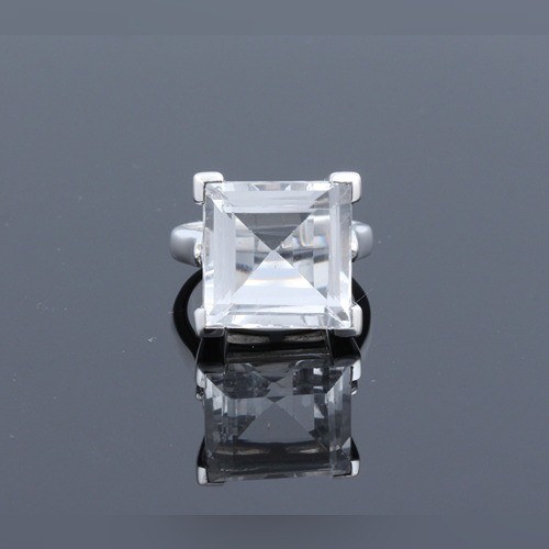 925 Silver White Topaz Cushion Ring - Image 2