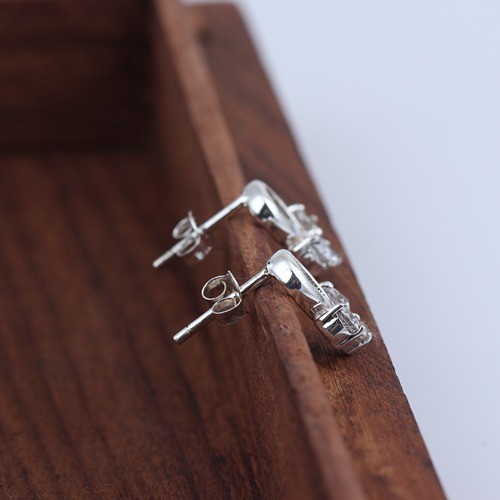 925 Silver White Zircon Three Stone Fancy Stud Earring - Image 3