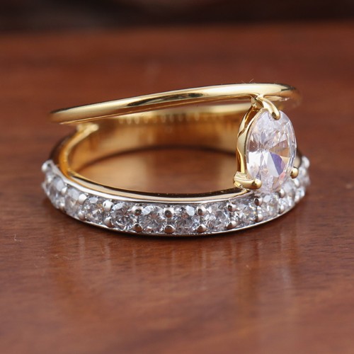 925 Silver Fancy Zircon Ring With Yellow Gold Plating - Image 3