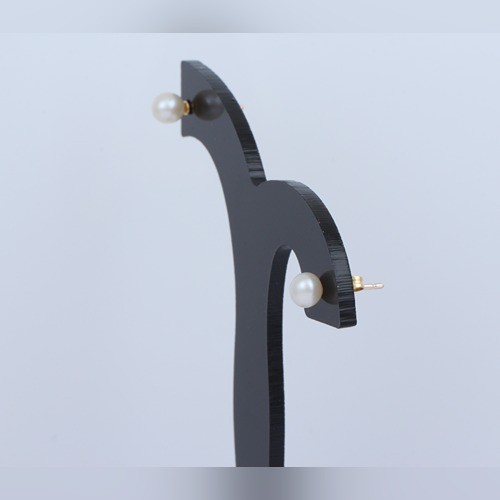 925 Silver Pearl Stud Earring With Yellow Gold Plating - Image 3