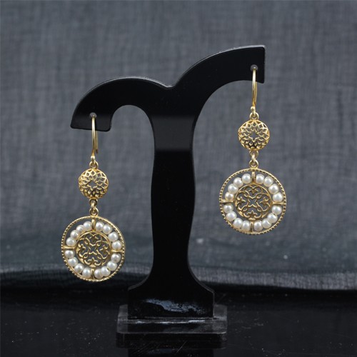 925 Silver Pearl Hanging Earring With Yellow Gold Plating - Image 1