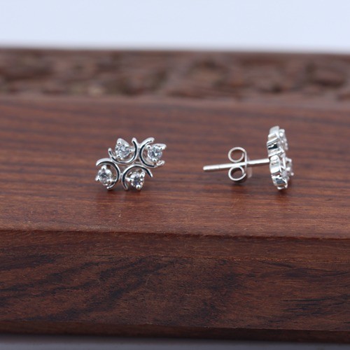 925 Silver Fancy Shape Wire Stud Earring - Image 3