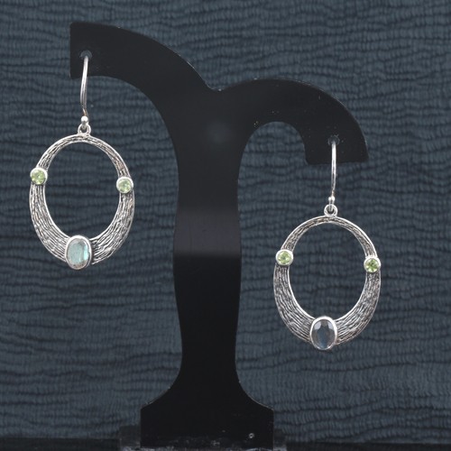 925 Silver Dangle Earring With Labradorite And Peridot - Image 1