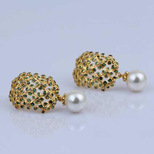 925 Silver Earring With Pearl, Green And White Zircon With Yellow Gold Plating - Image 3